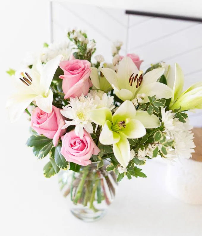 12 White Roses
